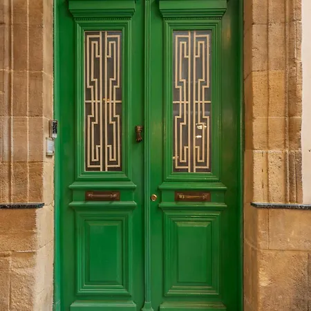 Klokkari - Cozy Center By Platform 357 *