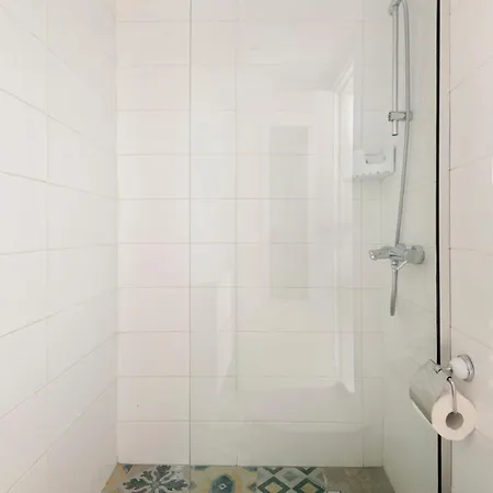 Проживание в семье Klokkari - Cozy Center By Platform 357 *