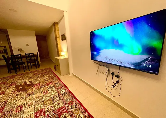 Klokkari - Cozy Center By Platform 357 * Nicosia