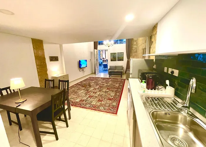 Klokkari - Cozy Center By Platform 357 Nicosia